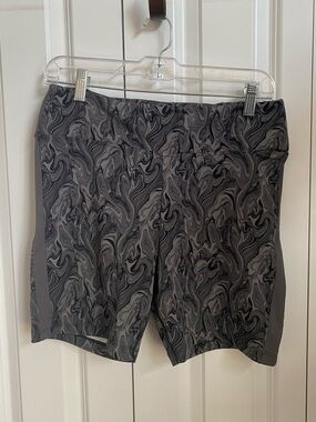PINK Victoria's Secret Gray Marble-Print Bike Shorts
